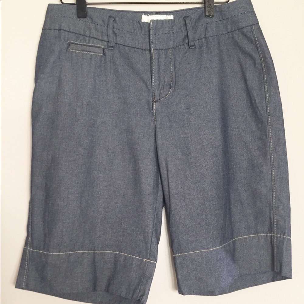 White House Black Market Blanc Chambray Shorts Size 6